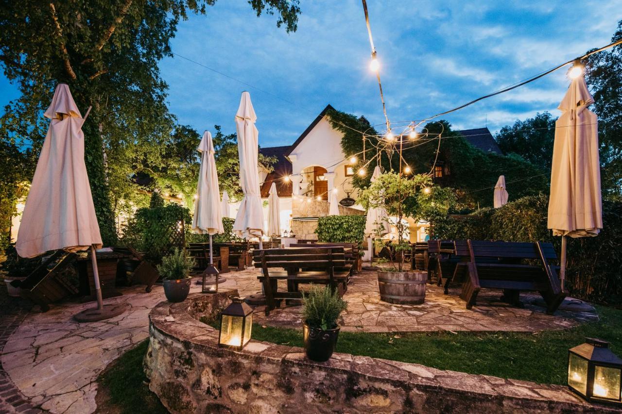 Trausdorf an der Wulka Oleander Romantik Zimmer מראה חיצוני תמונה